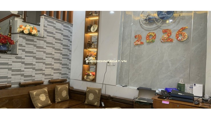 Bán nhà 1 trệt 1 lầu SHR chính chủ An Phú Đông Q12