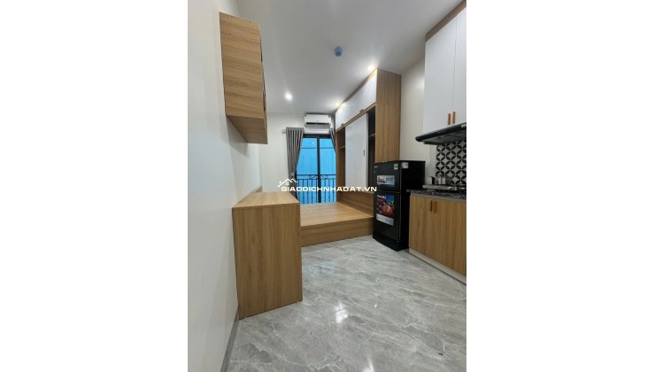 CẦN BÁN CCMN  PHỐ CẦU NOI - 55 M2 - 7 TẦNG - MT 5- GIÁ 19.8 TỶ