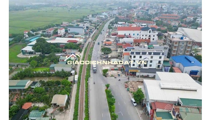 MẢNH ĐẤT KINH DOANH ĐẮC ĐỊA BẬC NHẤT QL21A Hoà Lạc