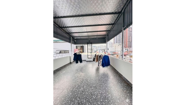 Bán CHDV Quan Nhân gần ôtô, 110m2 - 7T - thang máy, full nội thất mới xịn xò, doanh thu 1.8 tỷ/năm, giá 26.9 tỷ