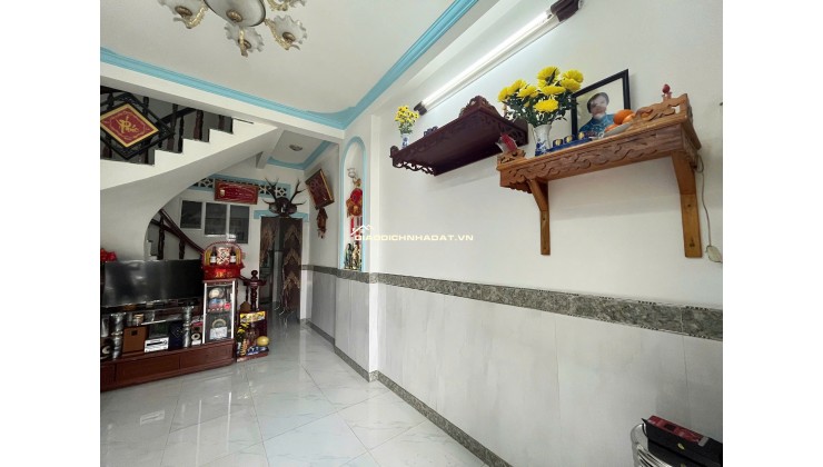 BÁN NHÀ CHÍNH CHỦ: NHỎ, ĐẸP, CHẮC CHẮN, HẺM THÔNG - RỘNG, KDC THÂN THIỆN. LH:0989051114.