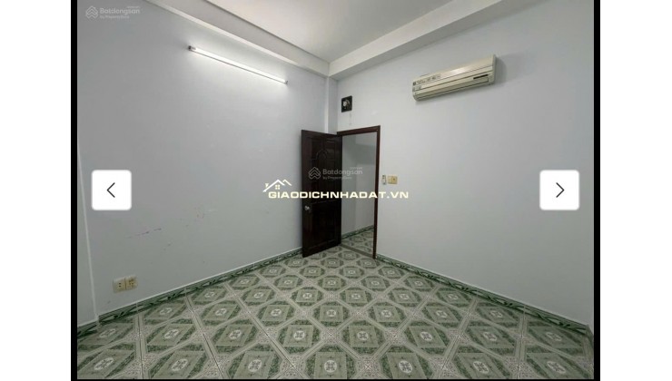 Cho thuê nhà nguyên căn hẻm xe hơi 4pn 3wc tại Hoàng Hoa Thám - Tân Bình