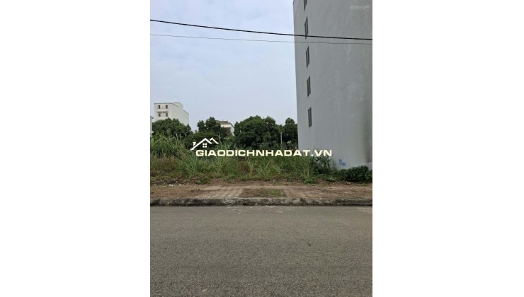 Bán lô đất 100m2 ngay ngã tư quốc lộ 21 đại lộ thăng long, cạnh ĐH Quốc Gia, khu CN Cao Hòa Lạc