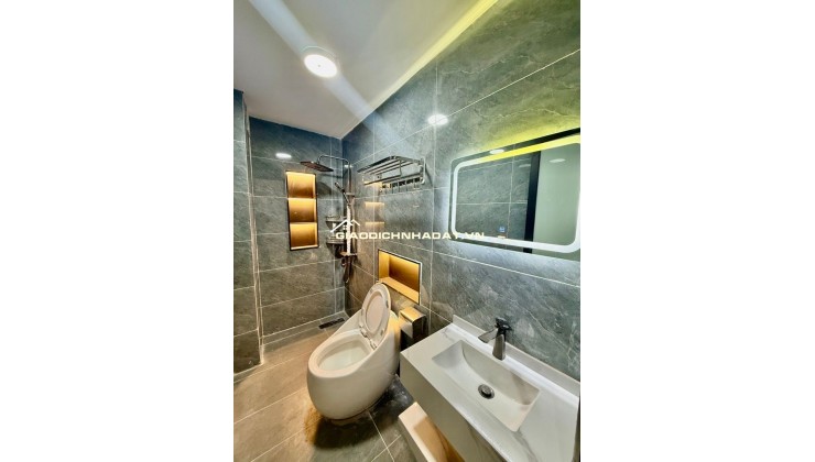 Bán nhà Trần Khát Chân 66m2 ô tô cửa full nội thất chỉ 12 tỷ