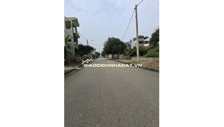 Bán lô đất 100m2 ngay ngã tư quốc lộ 21 đại lộ thăng long, cạnh ĐH Quốc Gia, khu CN Cao Hòa Lạc