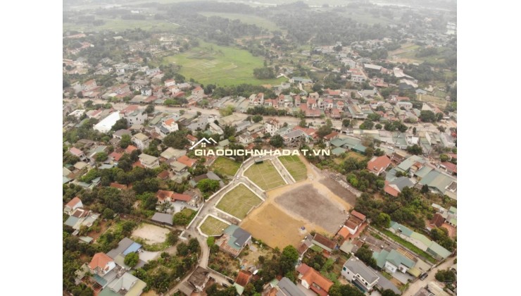 Chính chủ cần bán lô ngoại giao - trục chính rộng 10m - gần đại học QGHN, CNC - sẵn sổ, full thổ cư