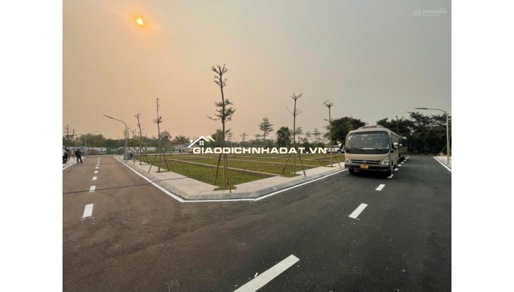 CHỈ 1 SUẤT NGOẠI GIAO: NGỠ NGÀNG MỨC GIÁ TẠI 