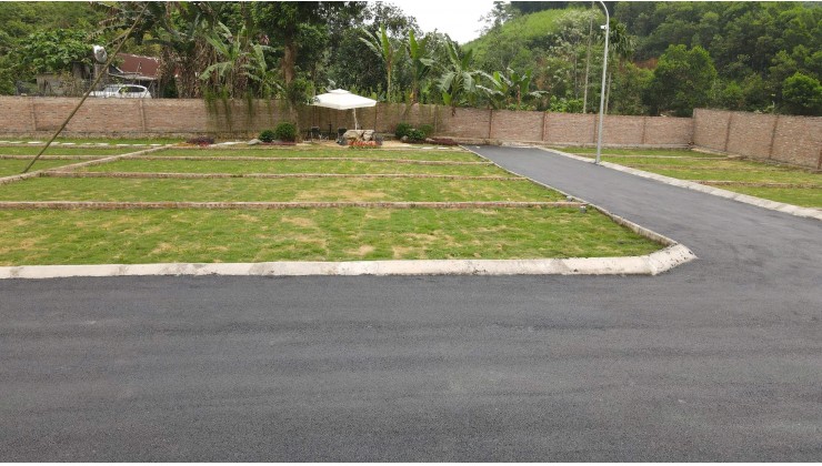 Chỉ Hơn 300 Triệu - Sở Hữu Ngay Lô Đất Sát Hà Nội - Sổ Đỏ Trao Tay