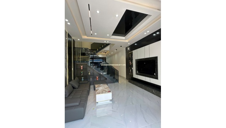 Cần bán gấp nhà 3 tầng đường Trường Chinh, Đà Nẵng - Giá 5,25 tỷ