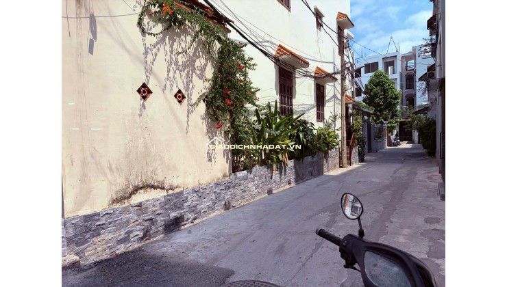  Đất Nơ Trang Long – ngang 7m x 20  – 18.6 tỷ, đang làm dãy trọ tiện xây