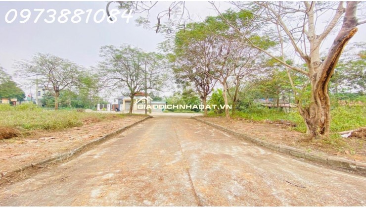 CHỦ CẦN TIỀN BÁN NHANH LÔ ĐẤT SIÊU ĐẸP SÁT KHU ĐẤU GIÁ ĐỒNG MÔ LAKE SIDE