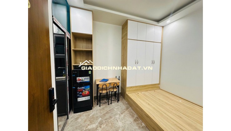 Bán CHDV Quan Nhân gần ôtô, 110m2 - 7T - thang máy, full nội thất mới xịn xò, doanh thu 1.8 tỷ/năm, giá 26.9 tỷ