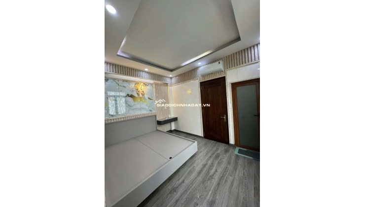 LÊN SÓNG NHÀ ĐẸP XE HƠI ĐẬU CỬA