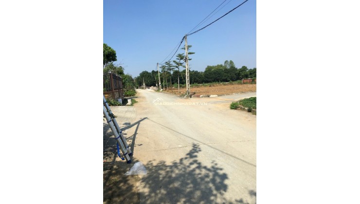 Chính Chủ Bán đất Liền Kề  tái định cư Bắc Phú Cát/ Hòa Lạc  101.7m2 đất fun thổ cư. 4.x tỷ , lh 0966329691