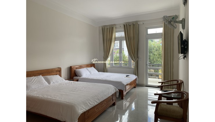 KHÁCH SẠN TRUNG TÂM ĐÀ LẠT, 252m2, 24 PHÒNG (CHÍNH CHỦ)