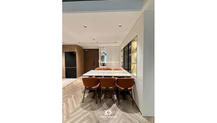 Bán Căn hộ chung cư Khai Sơn Long Biên- View đẹp- Full Nội thất- hỗ trợ vay 120m 3 ngủ nhỉnh 8 tỷ(TL)