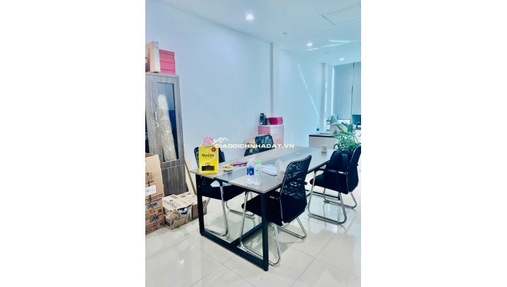 BÁN NHÀ MP HOÀNG NGÂN – 2 MẶT TIỀN_2 MẶT ĐƯỜNG – 88m² – 8 TẦNG_doanh thu ~100TR/THÁNG