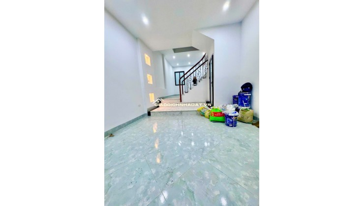 Bán nhà chợ Nguyễn Thị Định_40m2_6 tầng mới đẹp_Giá chỉ hơn 10 tỷ