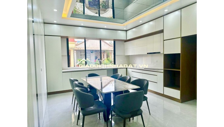 Nhà phân lô vỉa hè Hoàng Ngân_Trục chính kinh doanh _70m2_Giá nhỉnh 30 tỷ