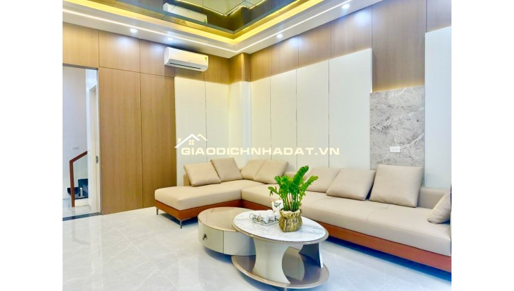 Nhà phân lô vỉa hè Hoàng Ngân_Trục chính kinh doanh _70m2_Giá nhỉnh 30 tỷ