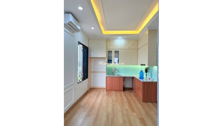 Nhà Lô góc Trần Vĩ_Ô tô vỉa hè rộng_73m2 6T Thang máy_KD Đỉnh_Ở Sướng