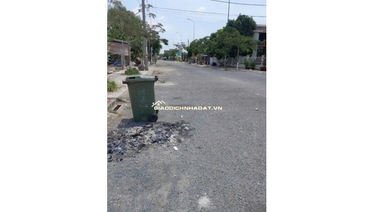 CHÍNH CHỦ BÁN ĐẤT KHU DÂN CƯ BÀ XÁN - DT100M2  - SHR - 21 TRIỆU/ M2. LH:0932234469