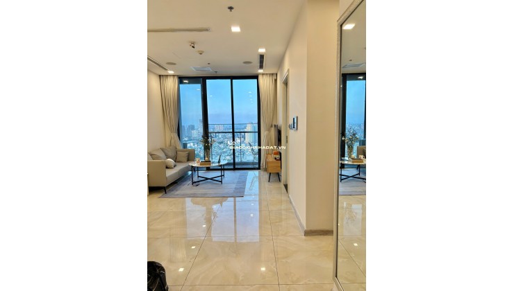 BÁN CĂN HỘ VINHOMES GOLDEN RIVER Q1, DT 70M2 (2PN2WC) SHR CHỈ 14.9 TỶ. LH:0906322053.