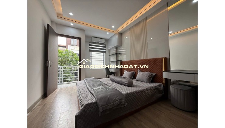 Bán CHDV Quan Nhân gần ôtô, 38m2-5T, full nội thất mới xịn xò cực đẹp, giá 11 tỷ