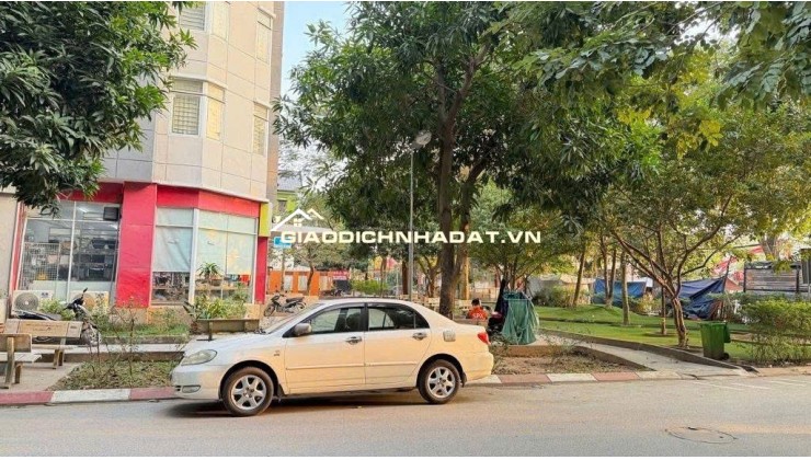 Hiếm 4,6 tỷ sở hữu ngay căn hộ 70m 2 ngủ chung cư tòa viglacera Đại Mỗ - Full tiện ích