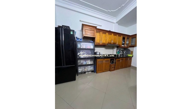 Nhà 48m2 6ty5 - Ngọc Trục - Lô Góc - Ô tô Gần Aeomail chủ tâm huyết