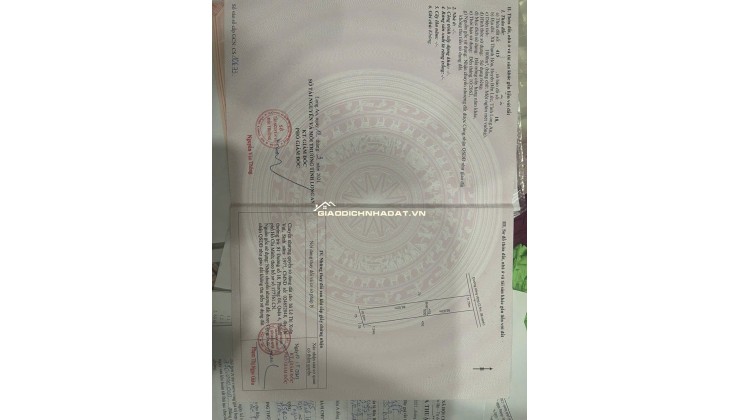 KẸT  TIỀN CẦN BÁN LÔ ĐẤT 2 MẶT TIỀN :DT 8M X 86= 688M2 CHỈ 1.6 TỶ. LH:0903198949.