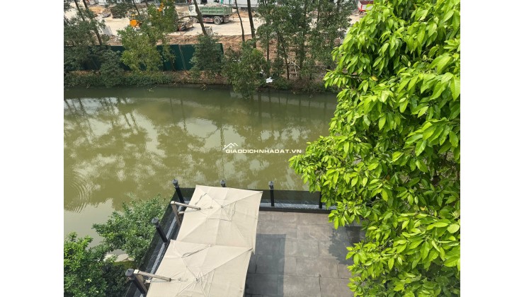 Cực hiếm 2 đơn lập hoa sữa đập thông 1 hầm xây 4 tẩng nổi DTXD hơn 900m sử dụng. Lh:0979144000