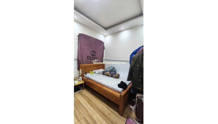 Nhà 4 tầng sát MT Hà Huy Giáp – giáp Gò Vấp