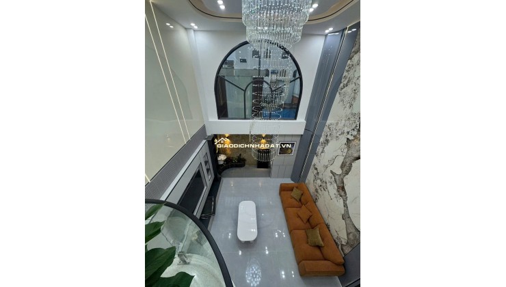 Nhà 5 tầng, TX38 – gần Hà Huy Giáp (~500m) GIẢM GẤP 500TR – CHỈ CÒN 6.5 TỶ