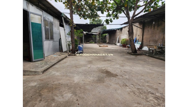 CHO THUÊ XƯỞNG TẠI ĐƯỜNG KÊNH TIÊU BÀ ĐIỂM 1. DT 1000M2 CHỈ 40TR/TH. LH:0903902443.