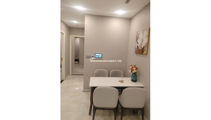 CHO THUÊ CHCC VINHOMES GOLDEN RIVER (TẦNG 20) 72M 2PN, 26TR/TH. LH:0938597537