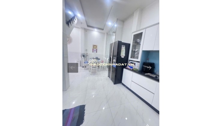 CHỦ GẤP BÁN CĂN NHÀ HỒNG BÀNG QUẬN 11, HẺM Ô TÔ, NHÀ 4 TẦNG. LH:0965177760,