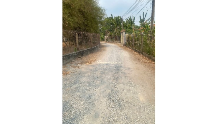 CẦN BÁN NHANH LÔ ĐẤT GẦN KHU CÔNG NGHIỆP THÀNH THÀNH CÔNG, LH:0915299635.