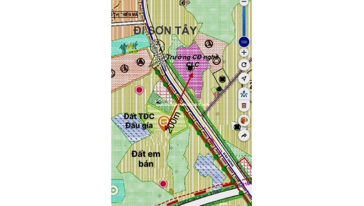 Bí mật lô đất 100m2 gần Quốc Lộ 21, khu vực trung tâm Hòa Lạc. Phù hợp xây trọ, đầu tư sinh lời, kết nối Metro 5 – Quốc Lộ 21. Liên hệ xem đất ngay.