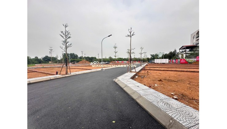 Gần Ql 21A mở rộng => tiềm năng tăng giá và thanh khoản cao
Đất gần trục lớn thì không bao giờ thiếu người hỏi