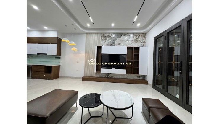 Bán nhà Nguyễn Văn Huyên 50m2, sát công viên Nghĩa Đô, vị trí hiếm