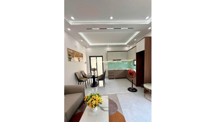 CĂN GÓC THOÁNG----HẺM RỘNG ---- FULL NỘI THẤT ---- CHỈ 4 TỶ NHỈNH