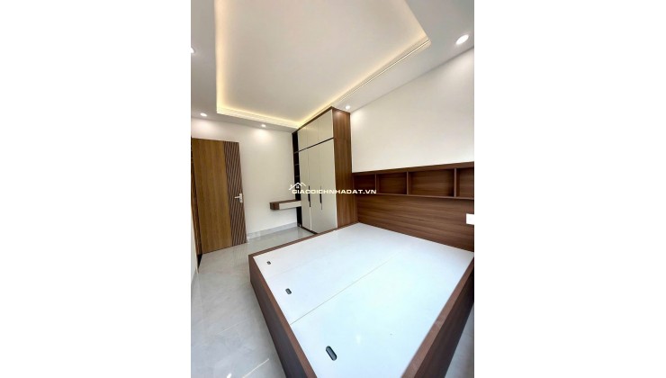 CĂN GÓC THOÁNG----HẺM RỘNG ---- FULL NỘI THẤT ---- CHỈ 4 TỶ NHỈNH