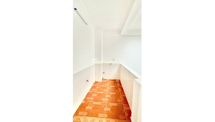  PHÂN LÔ Ô TÔ _ CÁN BỘ HOÀNG NGÂN – NHÀ ĐẸP – SÁT CÔNG VIÊN _ 66M2 _ VỈA HÈ KD