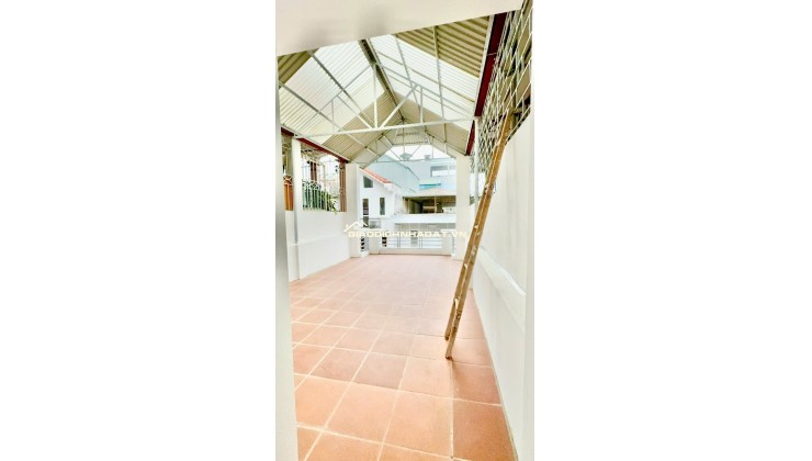 GIẢM SỐC 2 TỶ – PHÂN LÔ HOÀNG NGÂN – VIEW CÔNG VIÊN – NHÀ MỚI - 65m2