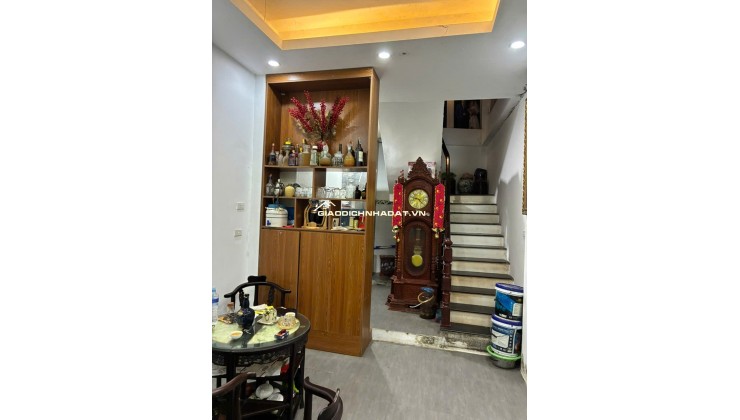 Hào Nam, 35m , 6 tầng, giá 7,7 tỷ