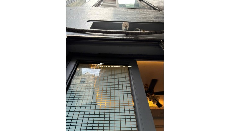 Hào Nam, 35m , 6 tầng, giá 7,7 tỷ