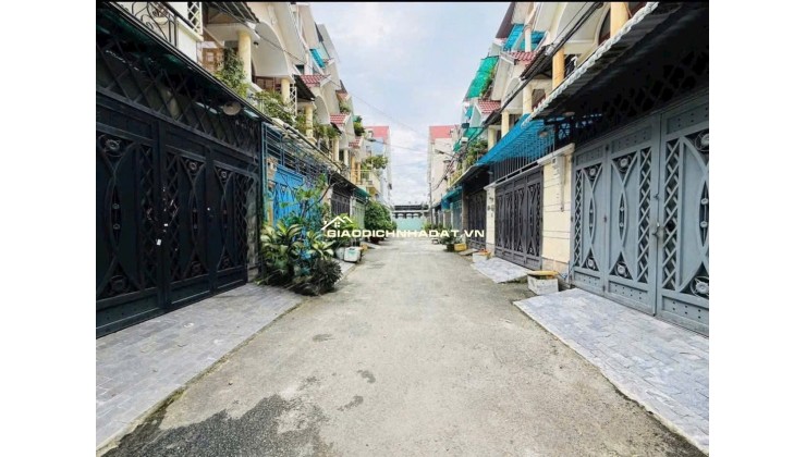 BÁN NHÀ KHU DÂN CƯ VẠN XUÂN – TX24, QUẬN 12. DT 4X13 SHR CHỈ 5.49 TỶ. LH:0975547200.