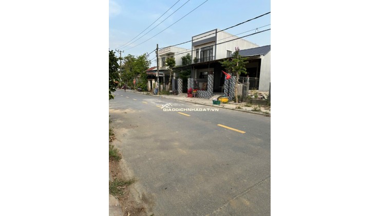 BÁN ĐẤT MẶT TIỀN NGUYỄN TRI PHƯƠNG – SÁT SÔNG THU – HỘI AN. LH:0903597565