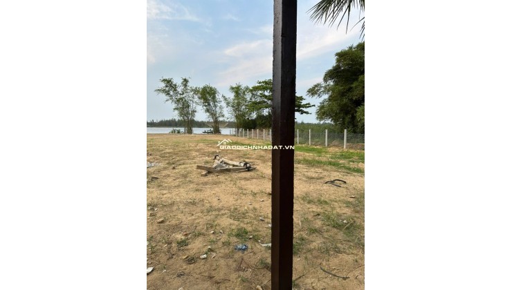 BÁN ĐẤT MẶT TIỀN NGUYỄN TRI PHƯƠNG – SÁT SÔNG THU – HỘI AN. LH:0903597565